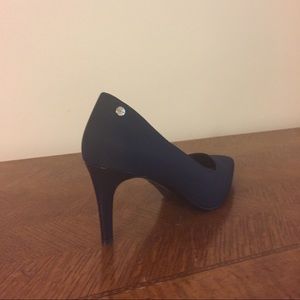 Calvin Klein Frabric Heel